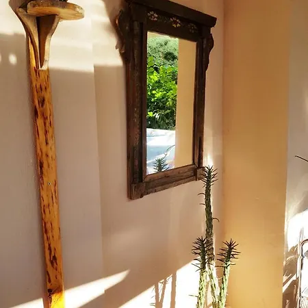 Private With Pool. Perfect Location! Villa *